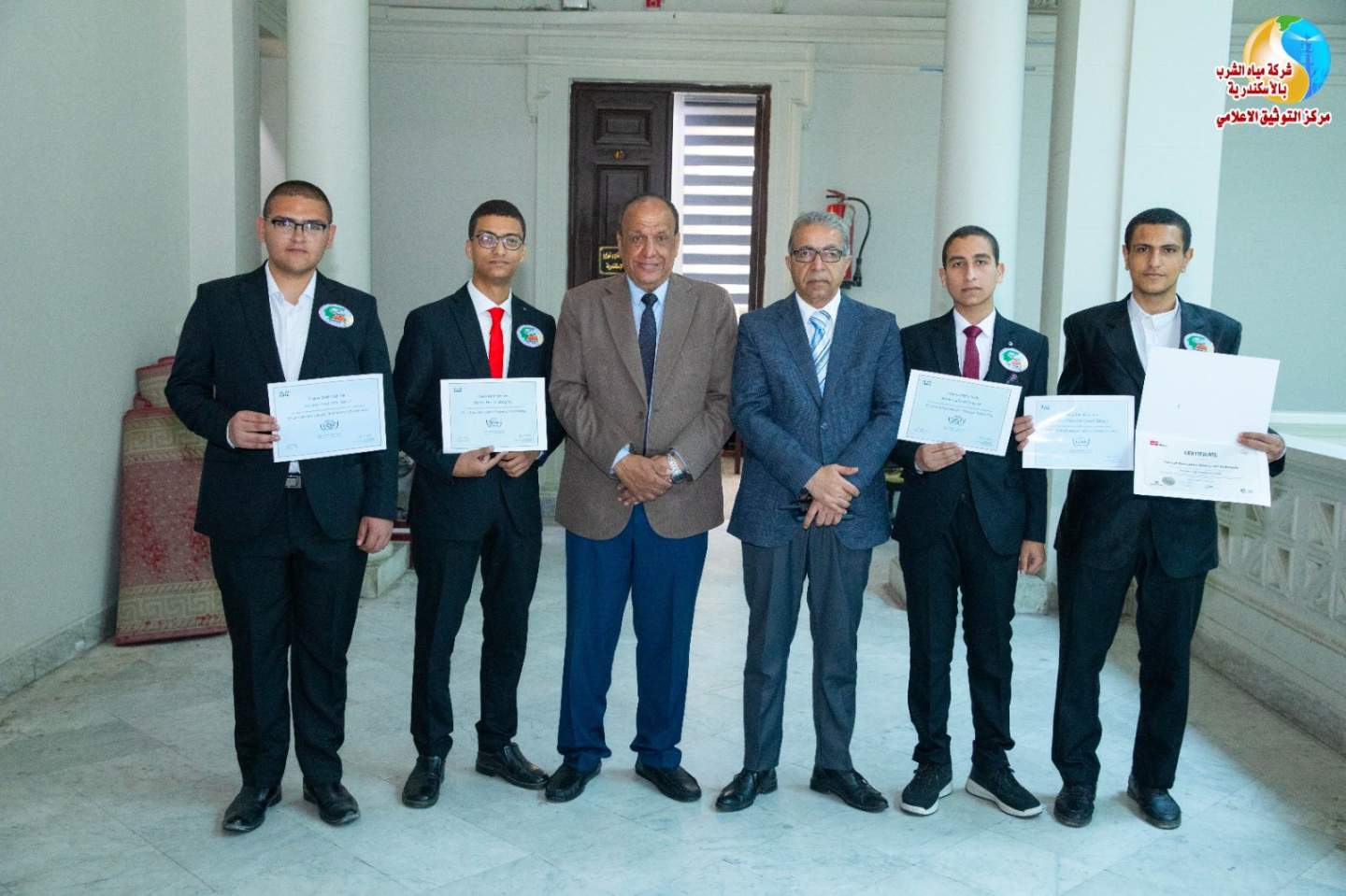تكريم أوائل مدرسة مياه الشرب والصرف الصحي بالإسكندرية الحاصلين على الرخص الدولية ضمن مبادرة “المليون رخصة” …